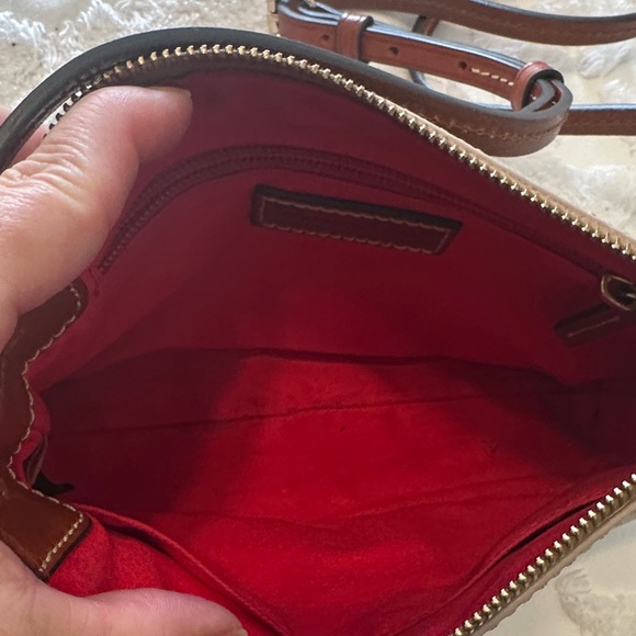 Dooney & Bourke pale Pink Crossbody Purse - Picture 5 of 8